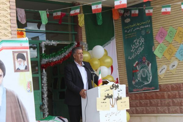 آغاز پرشور سال تحصیلی در ملکان با جشن دانش‌آموزی