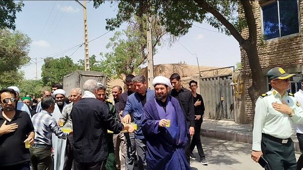 برپایی موکب دانش‌آموزی در روز اربعین حسینی در فاروج