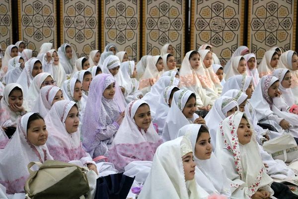 جشن فرشته‌ها، جشن بندگی 