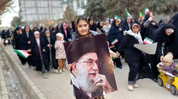 همبستگی مردم و تجدید میثاق با آرمان‌های انقلاب 