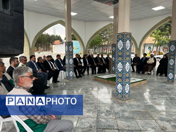 خادمین امام رضا(ع) با شهدا بیعت کردند 