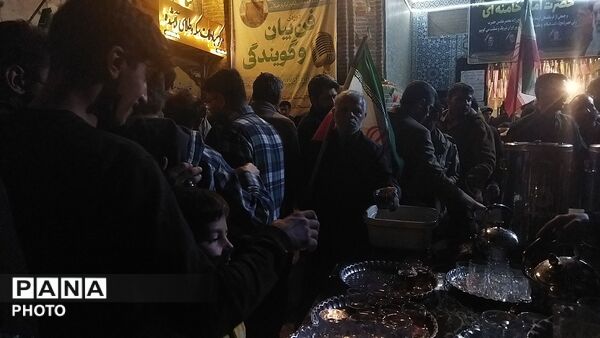 گذری بر چایخانه حضرت فاطمه زهرا در یازدهمین روز از سال ۱۴۰۵
