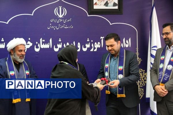 دیدار مدیرکل آموزش و پرورش خراسان شمالی با همکاران سازمان دانش‌آموزی استان و روسای سازمان دانش‌آموزی شهرستان ها