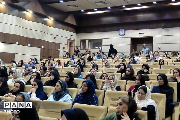 توانمندسازی و پیشگیری از آسیب‌ها ویژه کلاس اولی های مدرسه ملاصدرا 