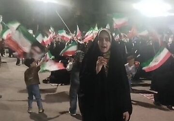 اجتماع فرهنگیان مهریز جلوه ای زیبا از اقتدار و مقاومت