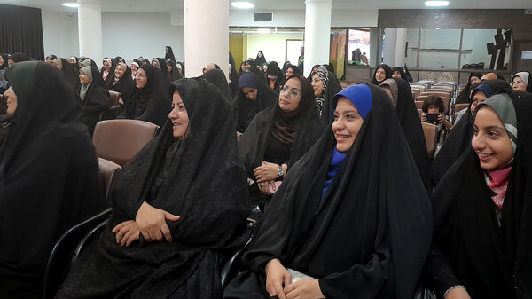 اجلاسیه نماز اداره آموزش و پرورش ناحیه۴ اصفهان 