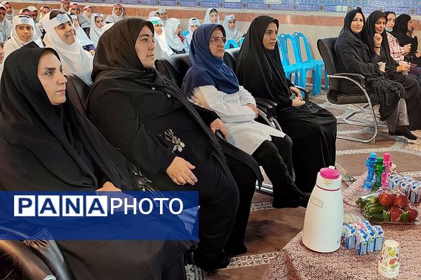 افتتاحیه «سفیران سلامت» در دبستان هجده دی ناحیه 2 شهرری 