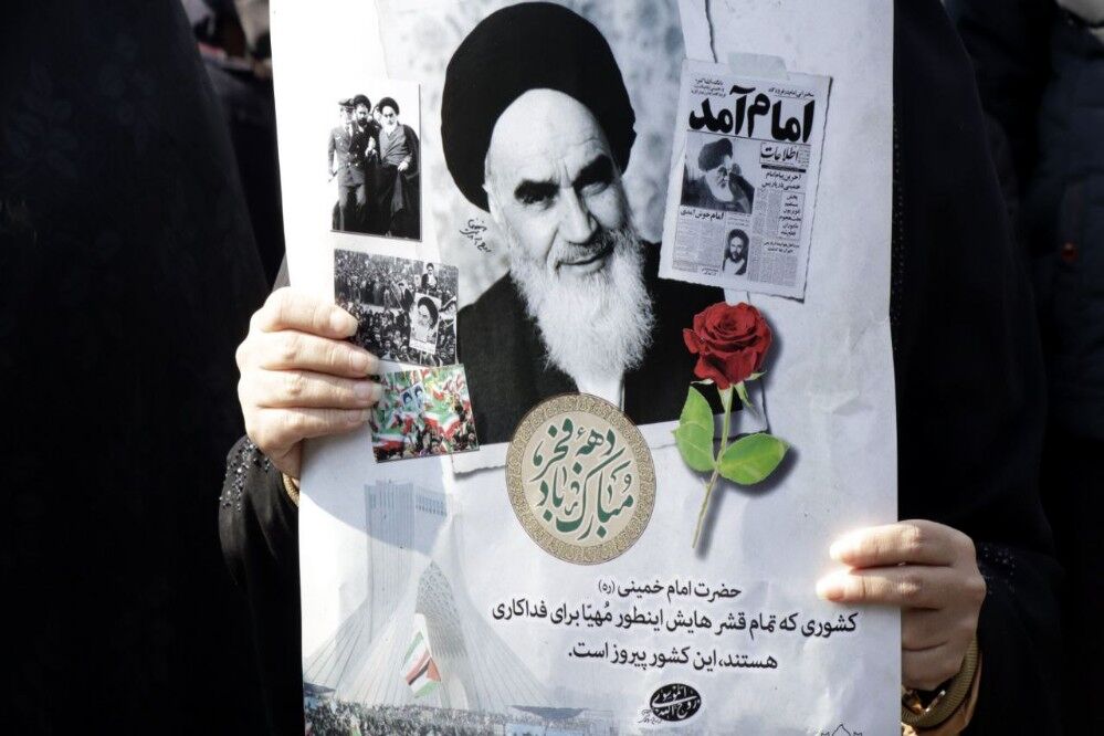 راهپیمایی ۲۲ بهمن در شهرستان پاکدشت 