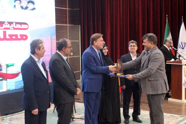 تجلیل از معلمان نمونه استان بوشهر
