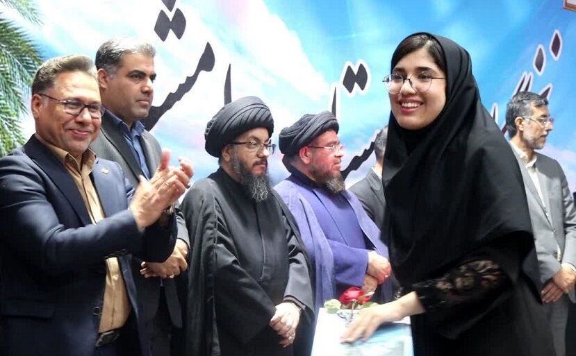 برگزاری مراسم تجلیل از نخبگان علمی و قرآنی رامشیر 