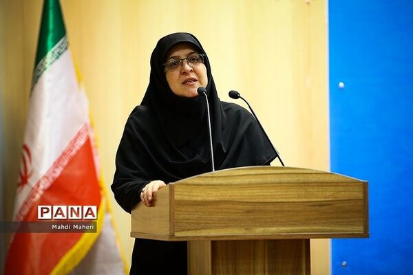 دولت تا پای جان پای کار مردم است
