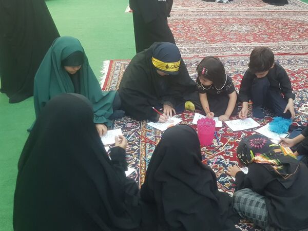مراسم عزاداری سیدالشهدا دردبیرستان دخترانه امام حسین (ع)