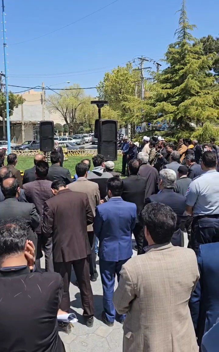 اجتماع خودجوش مردم گلپایگان در حمایت از تنبیه اسرائیل توسط سپاه پاسداران انقلاب اسلامی