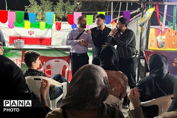 شور غدیر در میدان امام خامنه‌ای؛ اجتماع شبانه مردم شهرستان قدس جلوه‌ای از عشق به ولایت