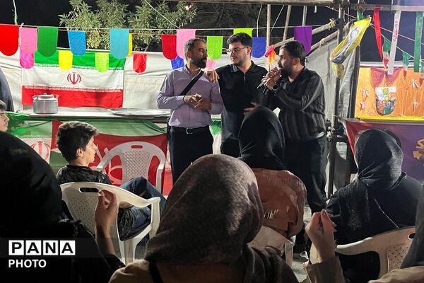 شور غدیر در میدان امام خامنه‌ای؛ اجتماع شبانه مردم شهرستان قدس جلوه‌ای از عشق به ولایت