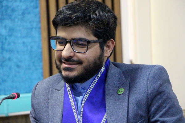 نشست ریاست سازمان دانش‌آموزی با مدیر آموزش و پرورش ناحیه یک یزد
