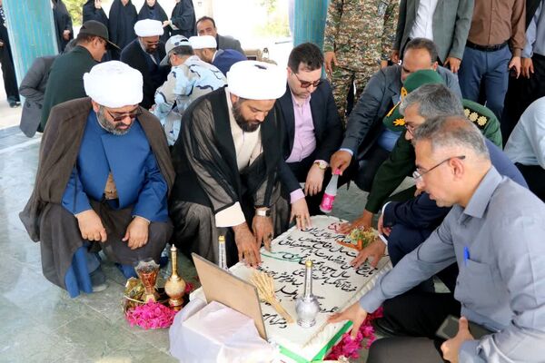 تجدید میثاق با شهدا و آرمان‌های انقلاب در آغاز هفته دفاع مقدس
