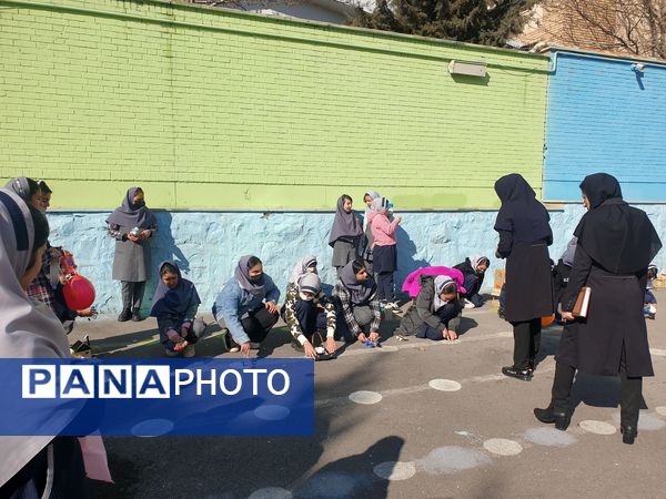 حضور فعال دانش‌آموزان مدارس منطقه پردیس در نمایشگاه «ماها» 