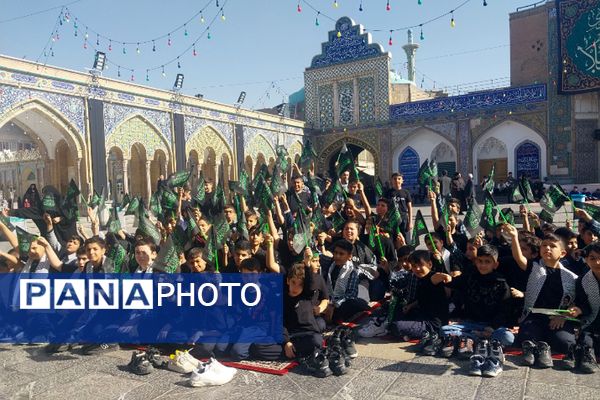 حضور دانش‌آموزان دبستان هیأت امنایی شهید قلنبر ناحیه دو شهرری در مراسم شهادت حضرت عبدالعظیم (ع)