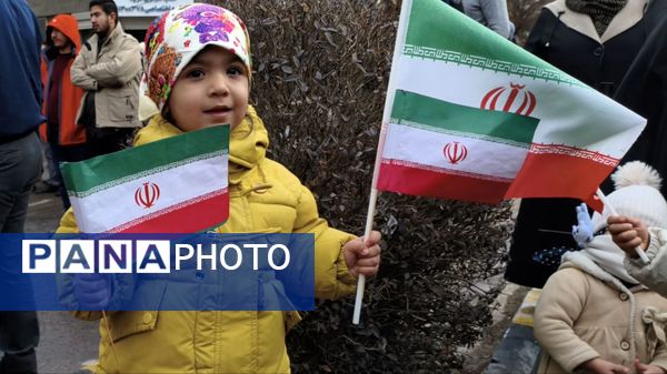 قروه؛ صحنه‌ تجلی وحدت و شور انقلابی  