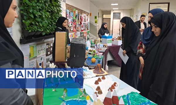 نمایشگاه دست‌سازه در دبیرستان ذبیح الله هوشیار