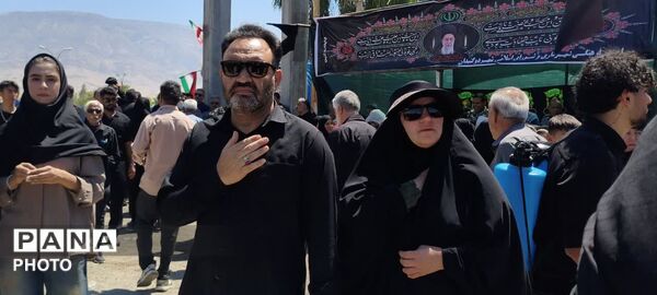 عزاداری عاشورای حسینی در گلزار شهدای گچساران 
