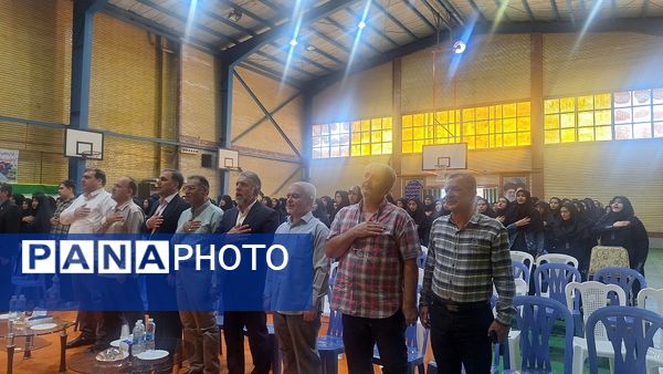 آیین نواختن زنگ ملی مهر ایثار و مقاومت در مدارس استان البرز