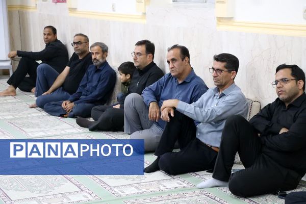 اقشار مردم شهرستان بندرخمیر به سوگ پسر فاطمه نشستند