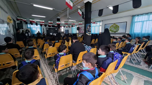 آیین افتتاح طرح توسعه سه کلاسه دبستان شهید مفتح روستای صرم