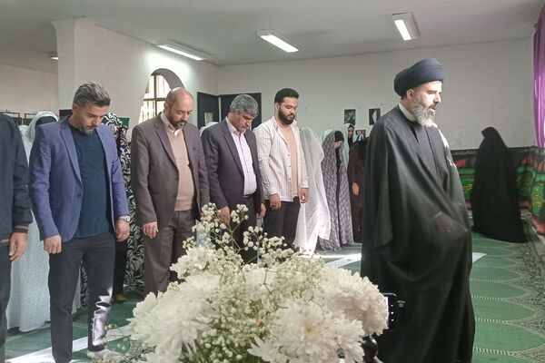  زنگ نماز در هنرستان آفرینش پردیس با حضور امام جمعه و مدیر آموزش و پرورش