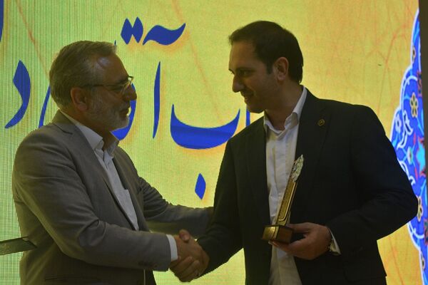 آیین بزرگداشت روز معلم ویژه معلمان و فرهنگیان ناحیه۲ بهارستان