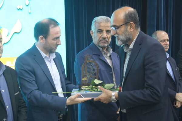 تجلیل از معلمان نمونه استان بوشهر 