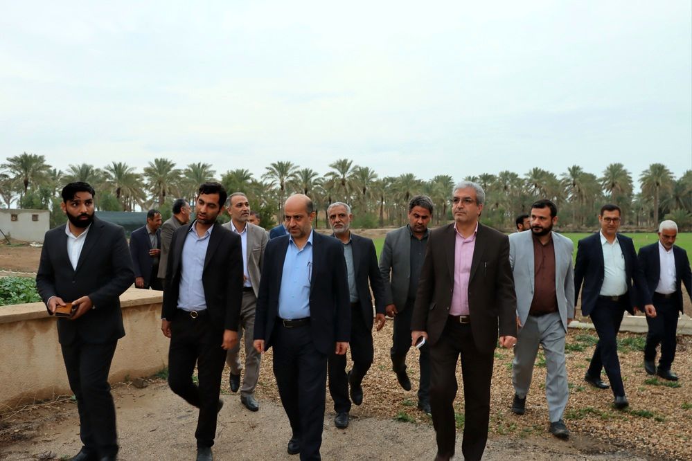 بازدید معاون متوسطه وزارت آموزش و پرورش از هنرستان کشاورزی شهید باهنر سعدآباد