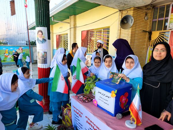 پویش ایران همدل در گلوگاه 