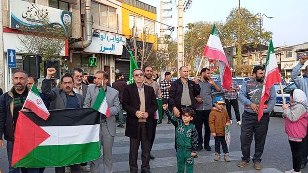 تجمع مردم شهرستان نور در حمایت از عملیات وعده صادق