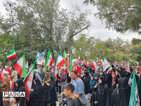 اصفهان در مسیر «جان‌فدا»؛ از میدان آزادی تا گلستان شهدا