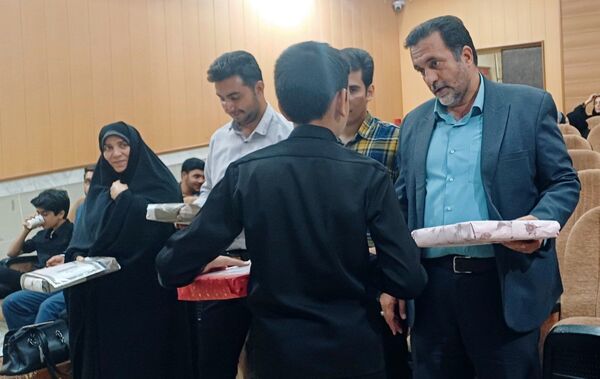 مراسم تجلیل از دانش‌آموزان نخبه و برتر تربت حیدریه