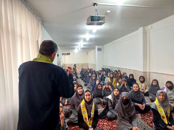 اجرای طرح همنوا در دبیرستان دخترانه حداد ۱ ناحیه پنج مشهد