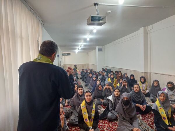 اجرای طرح همنوا در دبیرستان دخترانه حداد ۱ ناحیه پنج مشهد