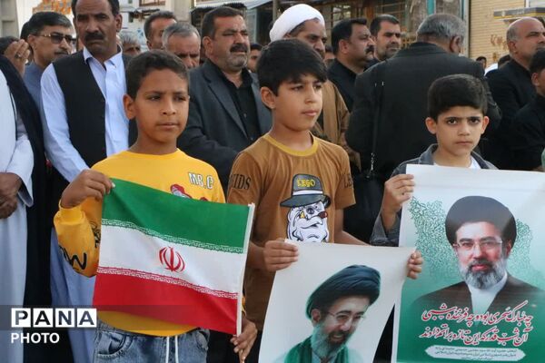 اعلام بیعت تمام قد مردم فهرج با پرچمدار انقلاب