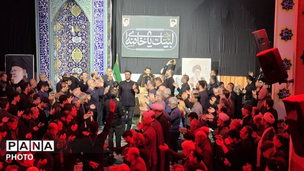 لنگرود در عزای رهبرش شب‌ها بیدار است