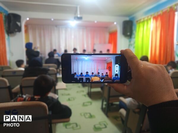 جشنواره فرهنگی هنری دربخش تئاتر عروسکی ونقالی خوانی ویژه پسران ابتدایی 