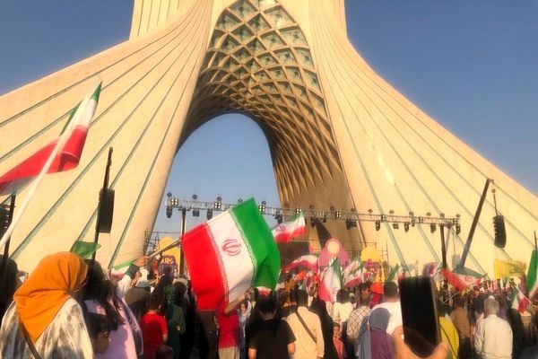 شور غدیر در میدان آزادی؛ پایتخت غرق در جشن ولایت