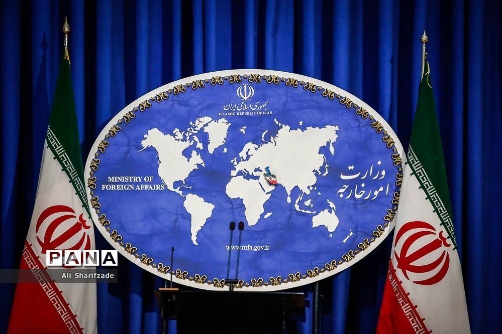 سفرا و روسای نمایندگی‌های خارجی دفتر یادبود شهدای خدمت را امضا خواهند کرد