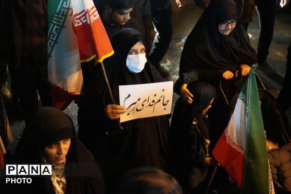 پیام ایران کوچک در اربعین پدر امت؛ ما پای عهدمان با انقلاب می‌مانیم