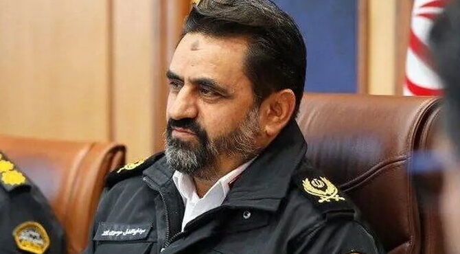 بارش برف در معابر تهران و خطر تصادفات زنجیره‌ای