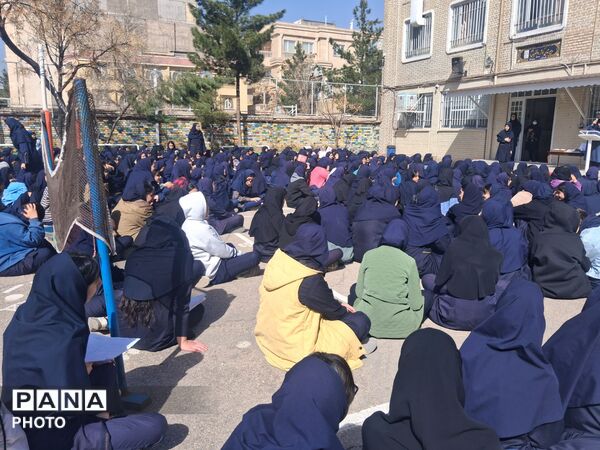 تقدیر از برگزیدگان هفتگی در کوثر نور