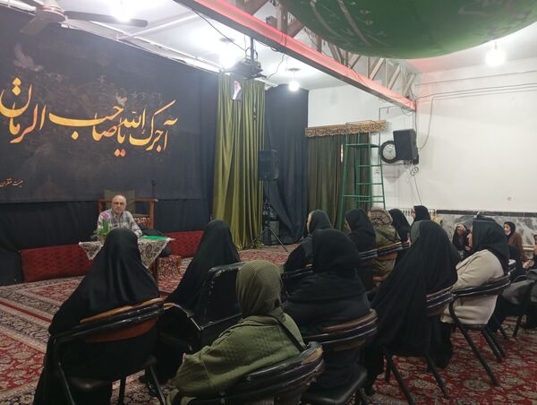 جلسه آموزش خانواده در دبیرستان دخترانه شهر آرا ۲