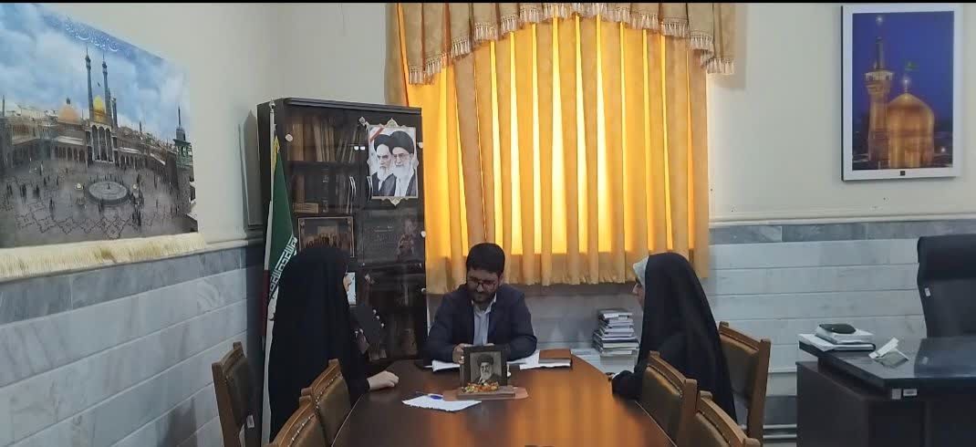 مطالعه تاریخ معاصر گام مهمی در حرکت آگاهانه نوجوانان به سوی آینده است