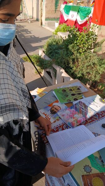 طنین زنگ استکبارستیزی در دبیرستان دخترانه تکتم باخرز